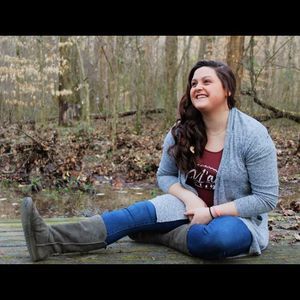 Meet your Posher, Hannah